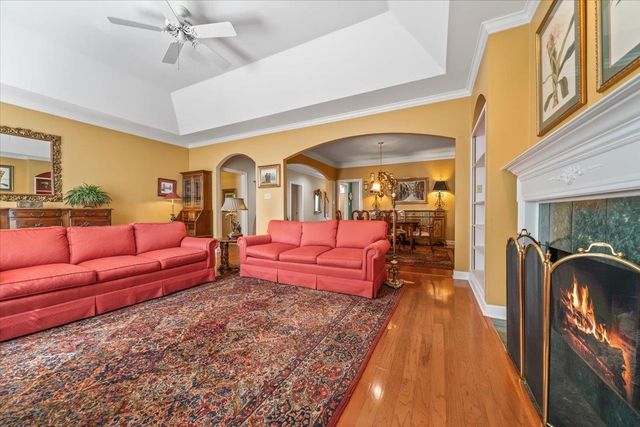 2490 EAGLERIDGE LN, Memphis, TN 38016