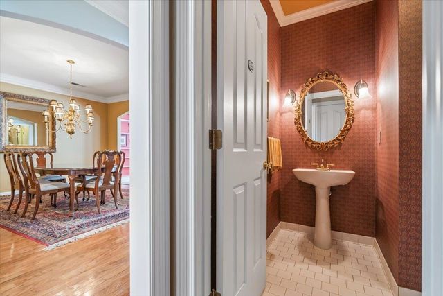 2490 EAGLERIDGE LN, Memphis, TN 38016