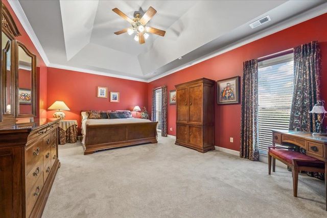 2490 EAGLERIDGE LN, Memphis, TN 38016