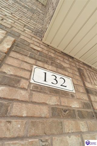 132 Lowball Lane, Vine Grove, KY 40175