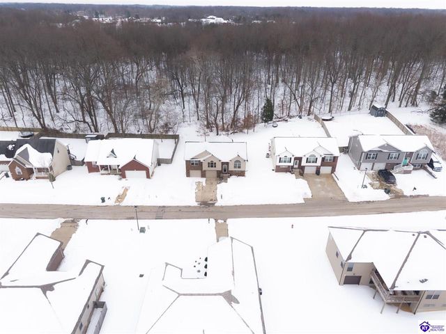 132 Lowball Lane, Vine Grove, KY 40175