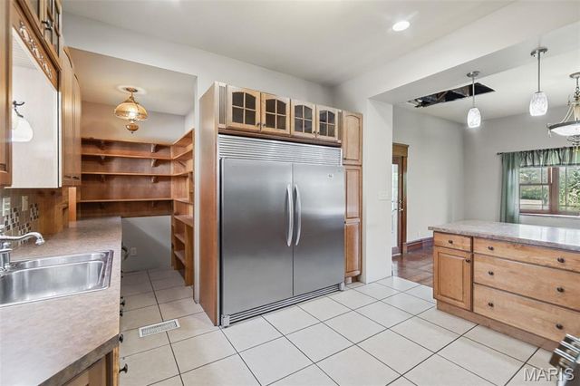 536 E 6th Street, Alton, IL 62002