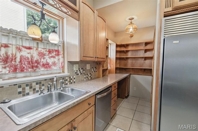 536 E 6th Street, Alton, IL 62002
