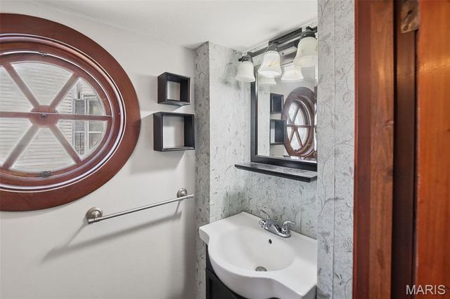 536 E 6th Street, Alton, IL 62002