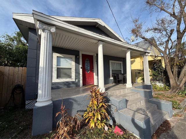 2341 W WALNUT STREET, Tampa, FL 33607