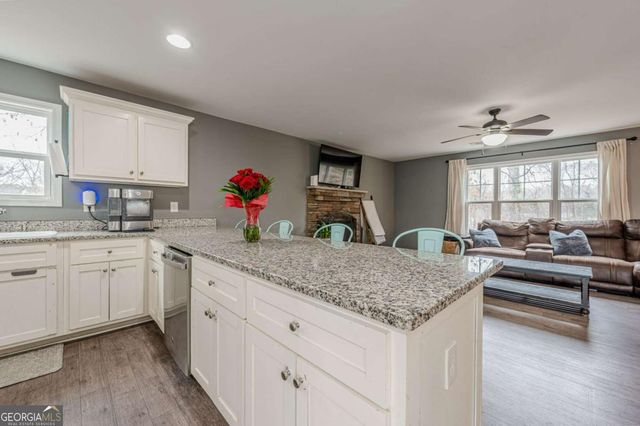 191 Brookwood Drive, Canton, GA 30114