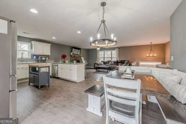 191 Brookwood Drive, Canton, GA 30114