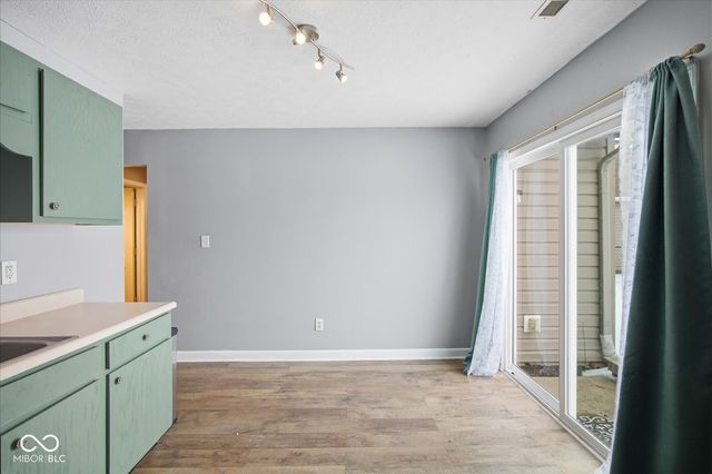 1985 Falcon Court, Franklin, IN 46131