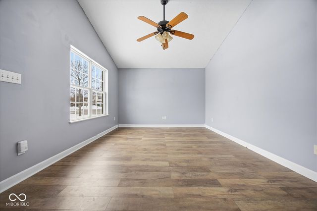 1985 Falcon Court, Franklin, IN 46131