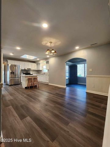 106 Hunters Trail, Elizabeth City, NC 27909