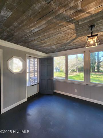 106 Hunters Trail, Elizabeth City, NC 27909