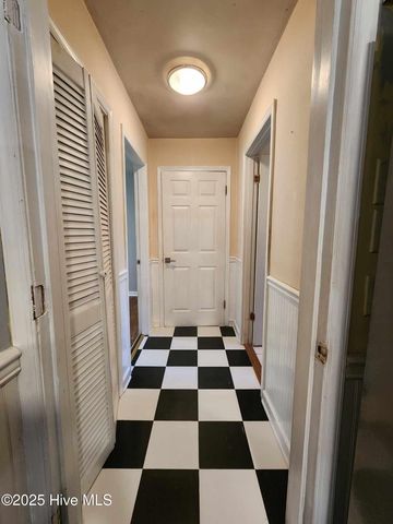 106 Hunters Trail, Elizabeth City, NC 27909