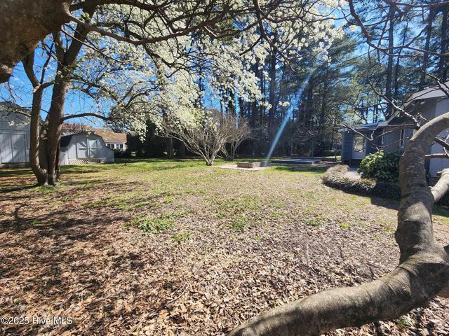 106 Hunters Trail, Elizabeth City, NC 27909