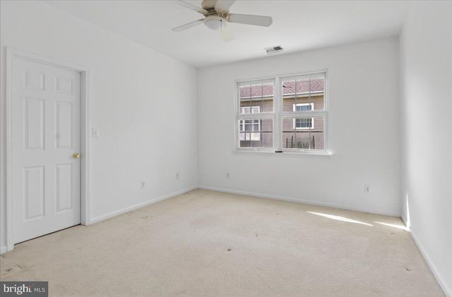 19 FOSTER RD, Pennington, NJ 08534