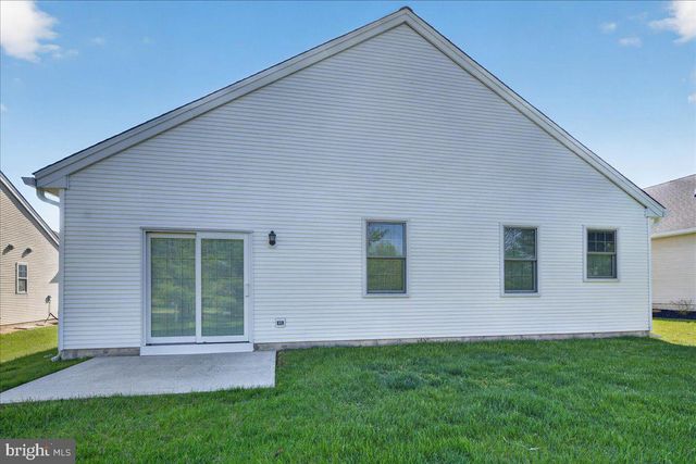 19 FOSTER RD, Pennington, NJ 08534