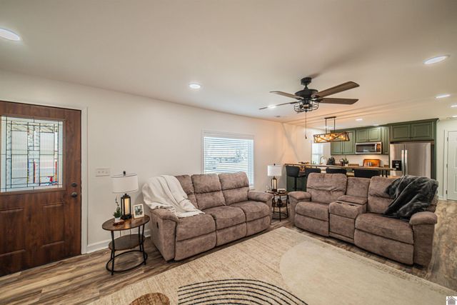 851 N 36th Street, Paducah, KY 42001