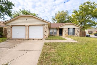 5300 Virburnum Court, Arlington, TX 76018