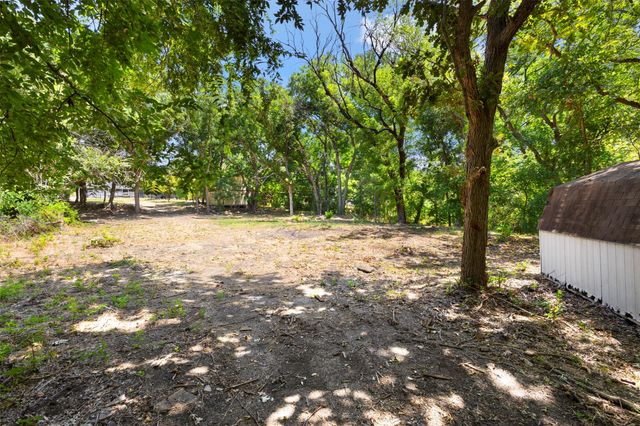261 Rocky Drive, Waxahachie, TX 75167