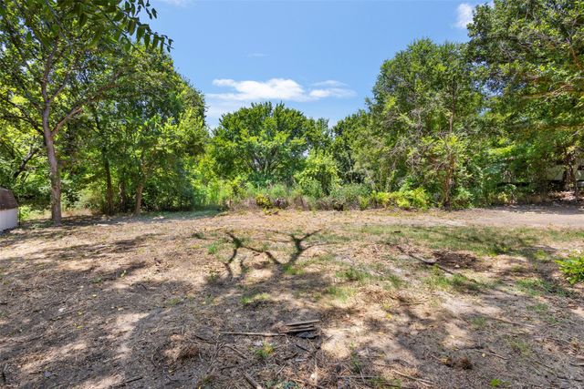 261 Rocky Drive, Waxahachie, TX 75167