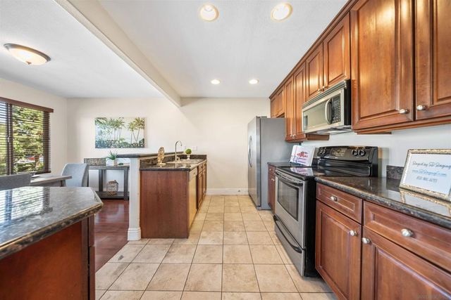 3167 Via Alicante 242, La Jolla, CA 92037