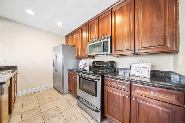 3167 Via Alicante 242, La Jolla, CA 92037