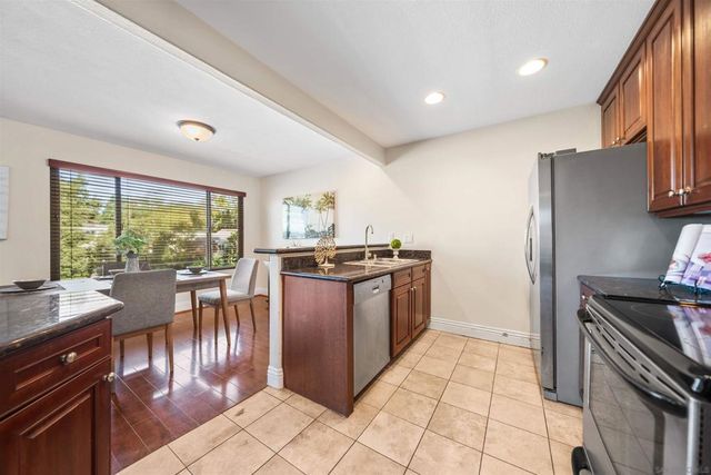 3167 Via Alicante 242, La Jolla, CA 92037