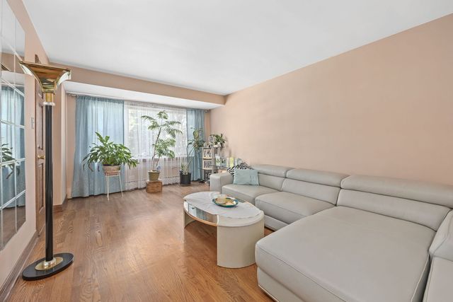 4508 S Avers Avenue, Chicago, IL 60632