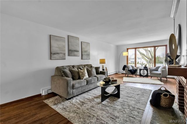 7531 Quaker Road, Orchard Park, NY 14127