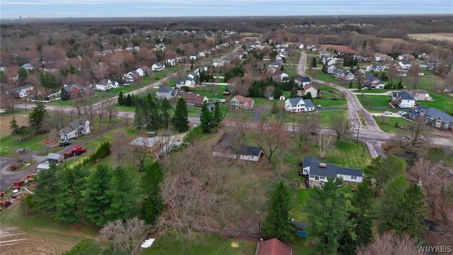 7531 Quaker Road, Orchard Park, NY 14127