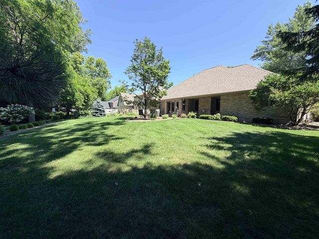 220 E FALCON HILL WAY, Green Bay, WI 54302