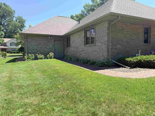 220 E FALCON HILL WAY, Green Bay, WI 54302