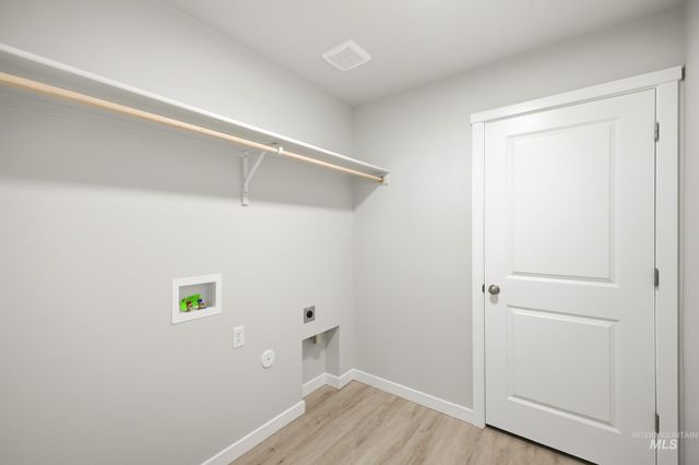 208 W 17th Ave, Jerome, ID 83338