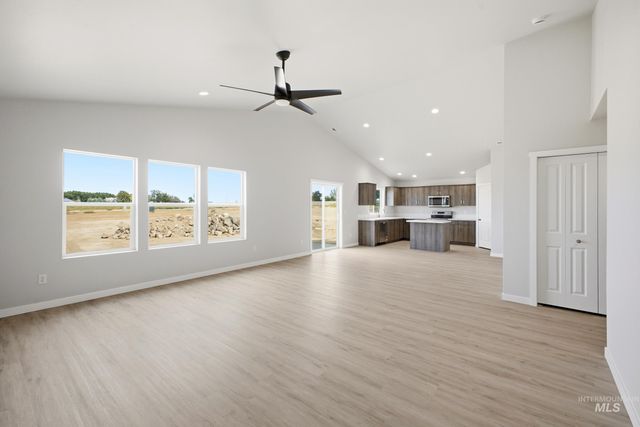 208 W 17th Ave, Jerome, ID 83338