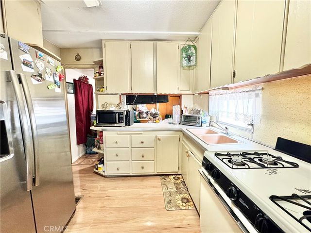 13576 california st 30, Yucaipa, CA 92399