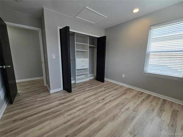 1277 E Lincoln Street, Birmingham, MI 48009