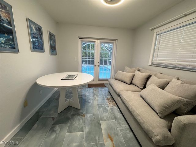 3707 SE 8 PL, Cape Coral, FL 33904