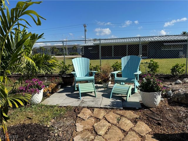 3707 SE 8 PL, Cape Coral, FL 33904