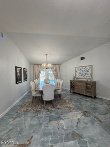 3707 SE 8 PL, Cape Coral, FL 33904