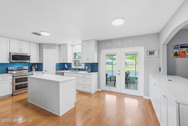 12623 ASH HARBOR Drive, Jacksonville, FL 32224