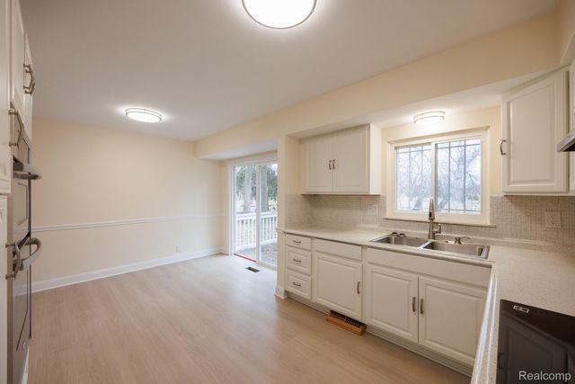 1518 Randy Court, Flint, MI 48505