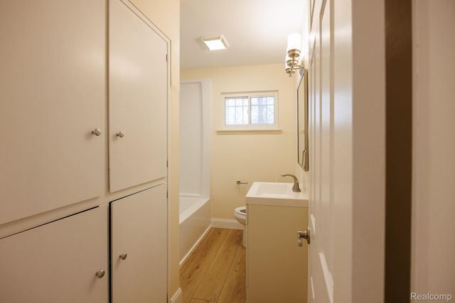 1518 Randy Court, Flint, MI 48505