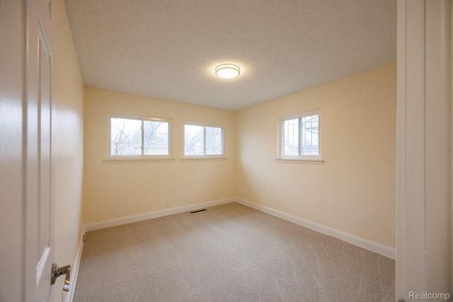 1518 Randy Court, Flint, MI 48505