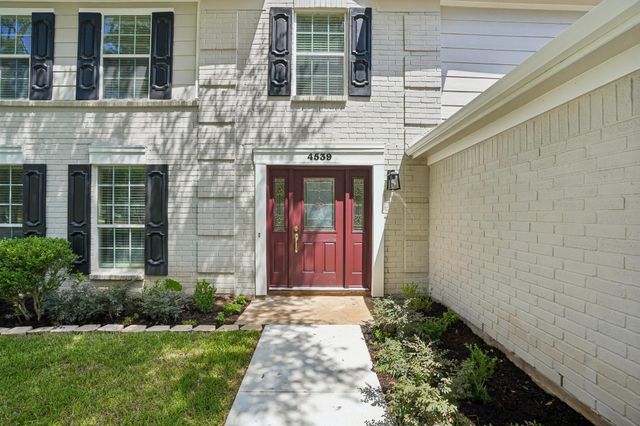 4539 Pioneer Trail Street, Sugar Land, TX 77479