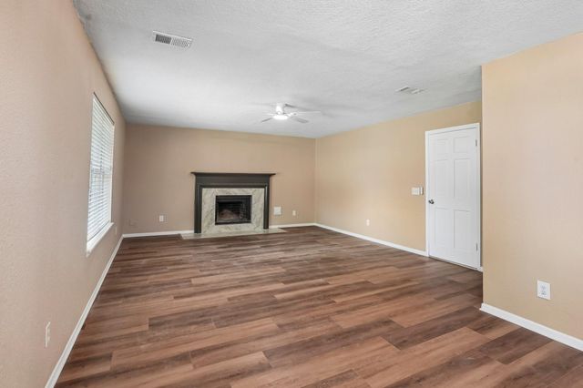 4539 Pioneer Trail Street, Sugar Land, TX 77479