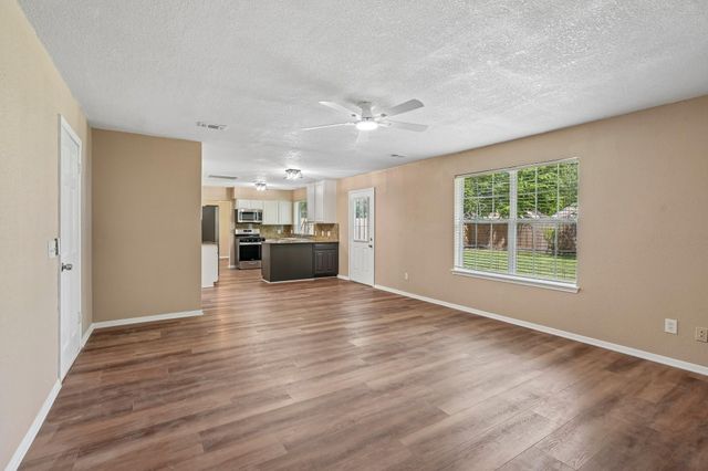 4539 Pioneer Trail Street, Sugar Land, TX 77479