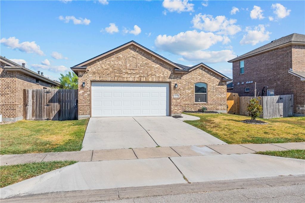 1003 Pasadena St, Portland, TX 78374 — exterior