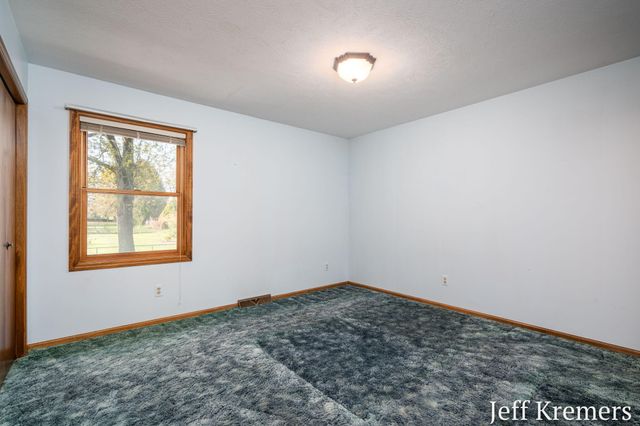 6455 Fairway Drive, Jenison, MI 49428