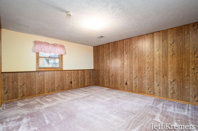 6455 Fairway Drive, Jenison, MI 49428