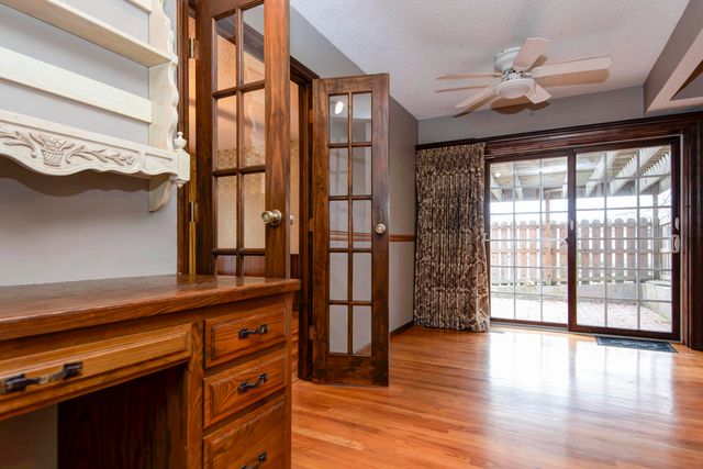 3438 E Carol Drive, Springfield, MO 65809