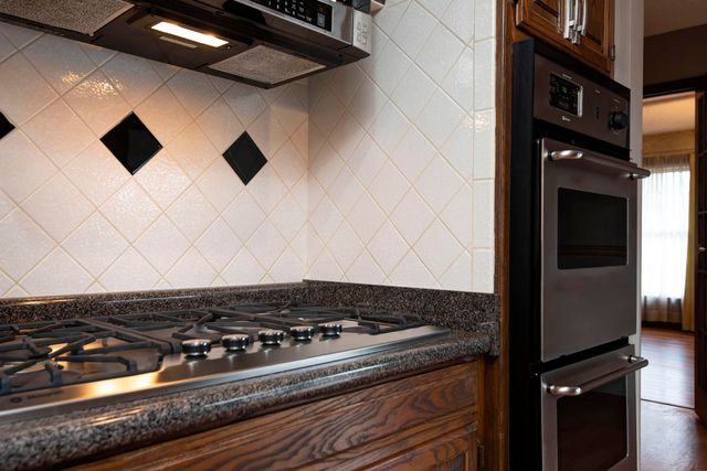 3438 E Carol Drive, Springfield, MO 65809